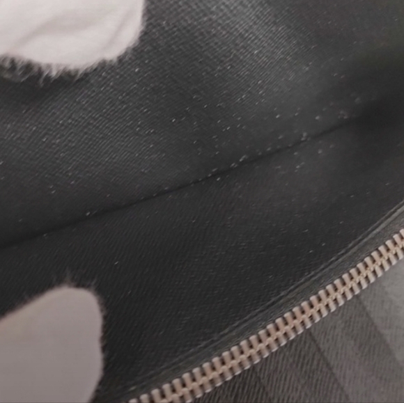 Louis Vuitton Damier Graphite Zippy Wallet/ Unisex - Picture 8 of 13